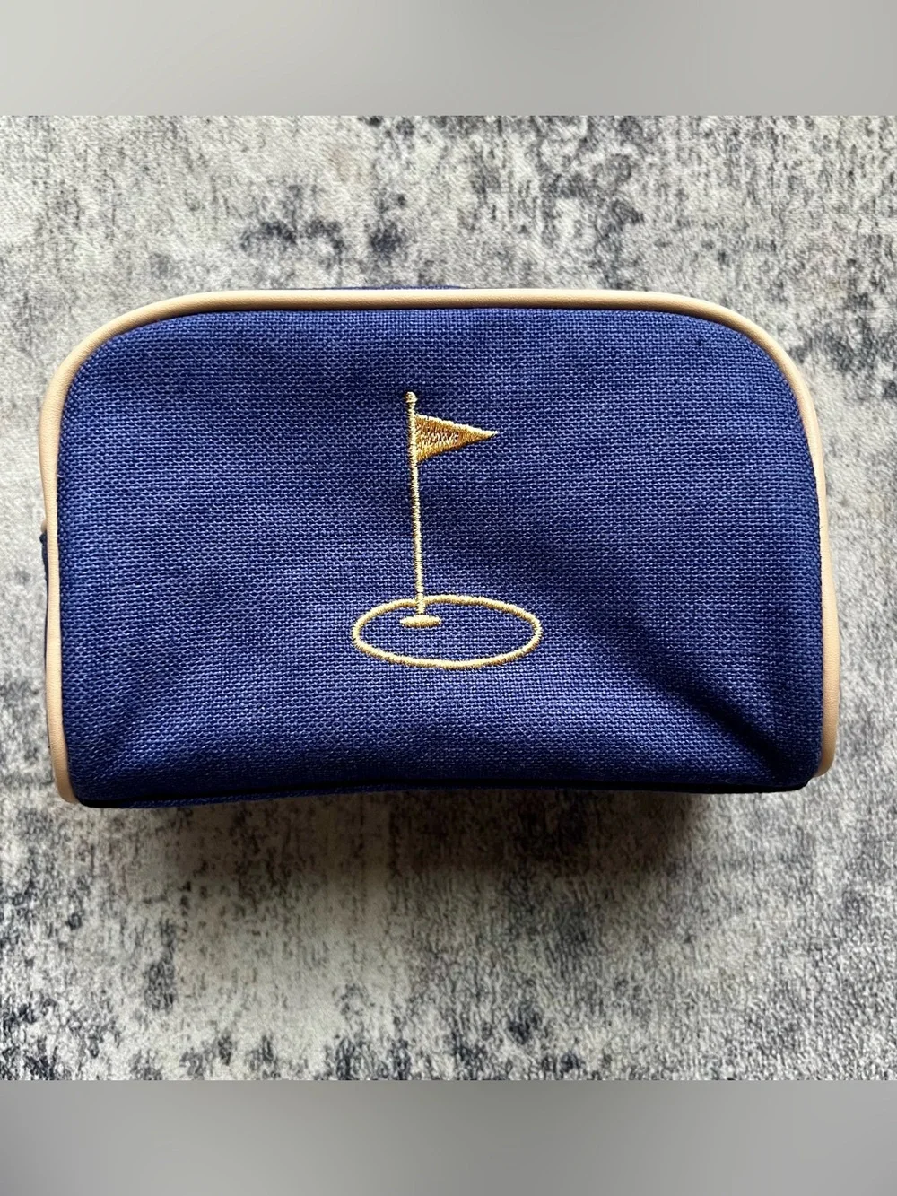 SPARTINA 449 Navy Travel Pouch Flagstick on Green